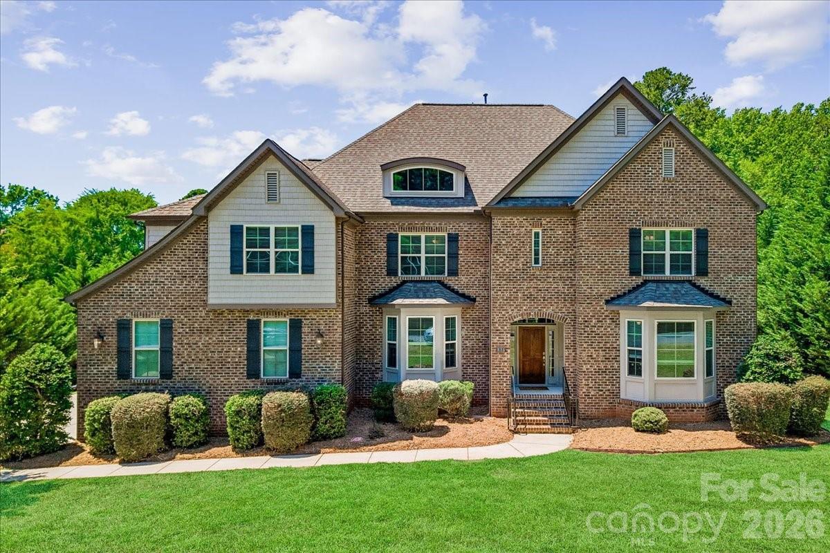 836 Elizabeth Ln., Matthews, NC 28105