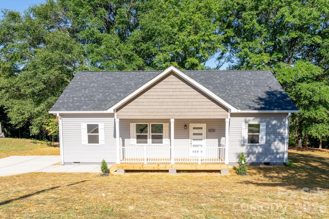 1608 Beam Dr., Shelby, NC 28152