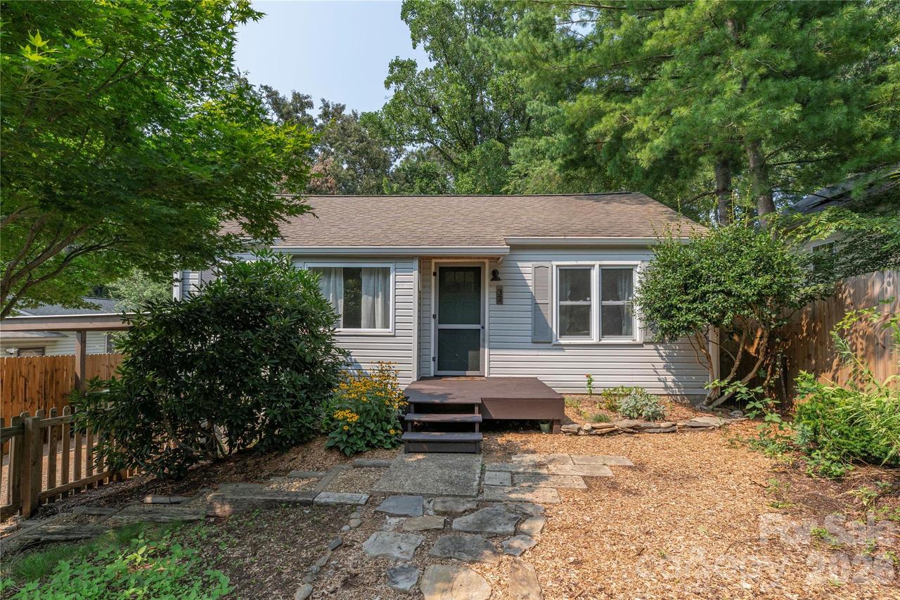 37 Wilmington St., Asheville, NC 28806