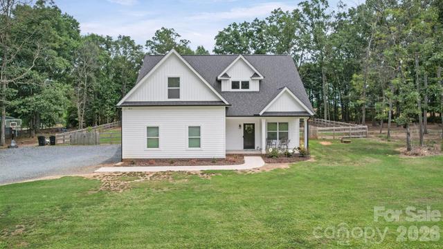 New Homes For Sale This Week That Attend Forest Hills High: June 19th to June 25th