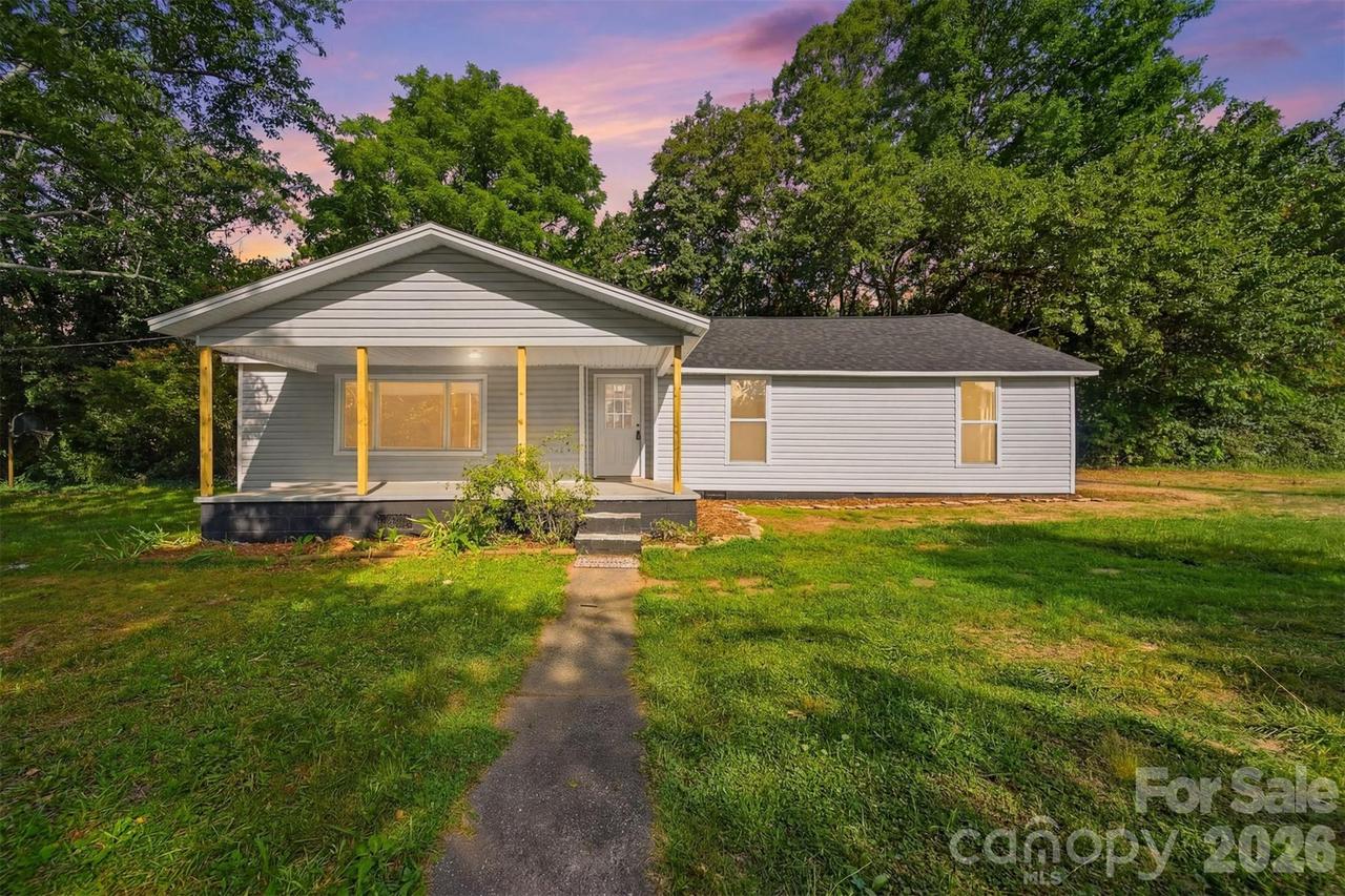 218 33rd St., Hickory, NC 28602