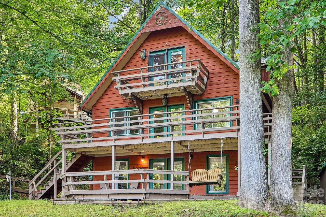330 Riddle Cove Rd., Maggie Valley, NC 28751