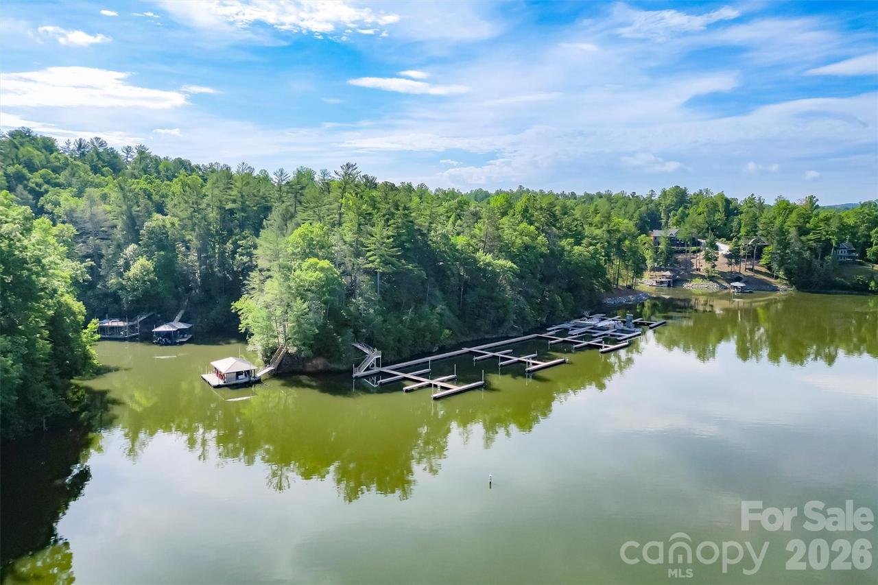 2229 Old Highway 10 Hwy., Nebo, NC 28761