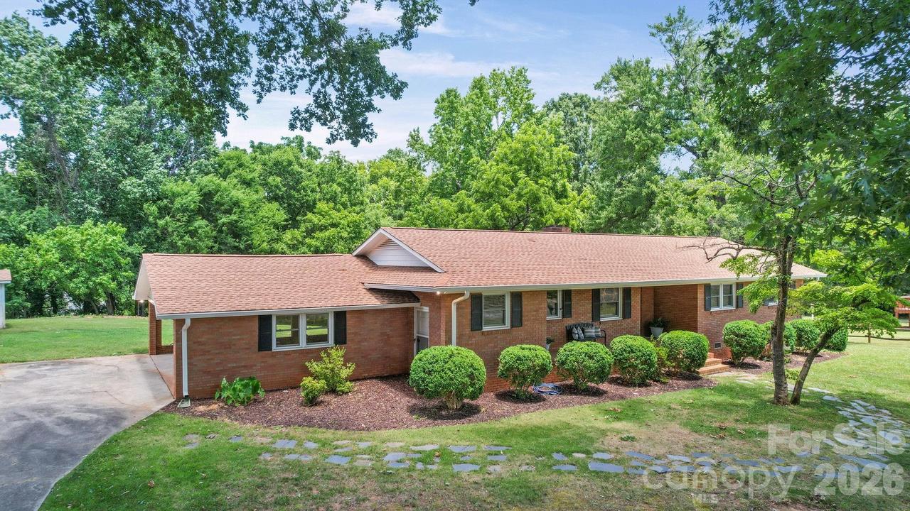 525 Julia Ave., Belmont, NC 28012