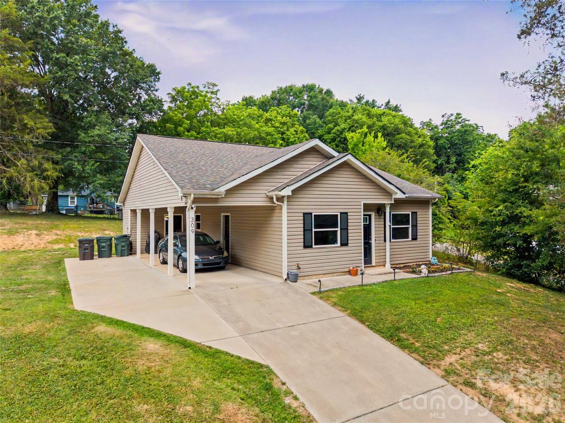 309 James St., Gastonia, NC 28052