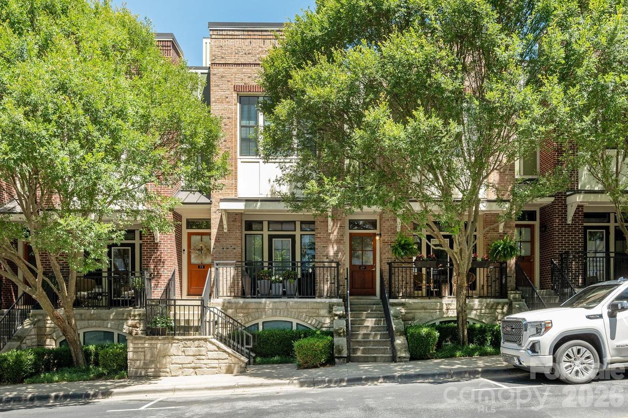 69 Stamford St., Asheville, NC 28803