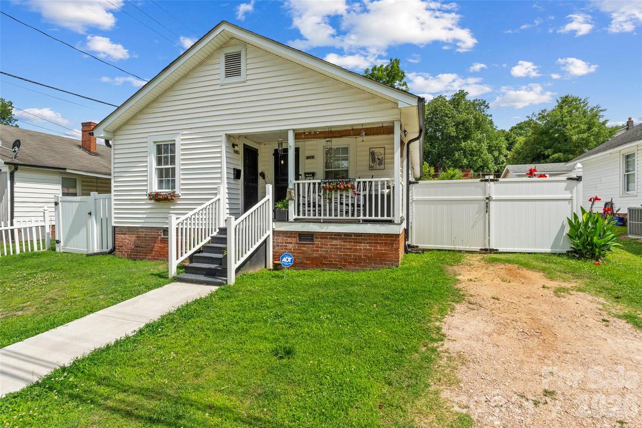 714 Pine St., Kannapolis, NC 28081
