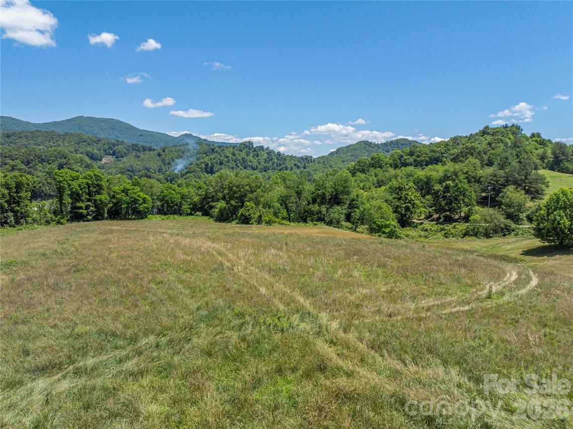 23 Providence Pl., Waynesville, NC 28786
