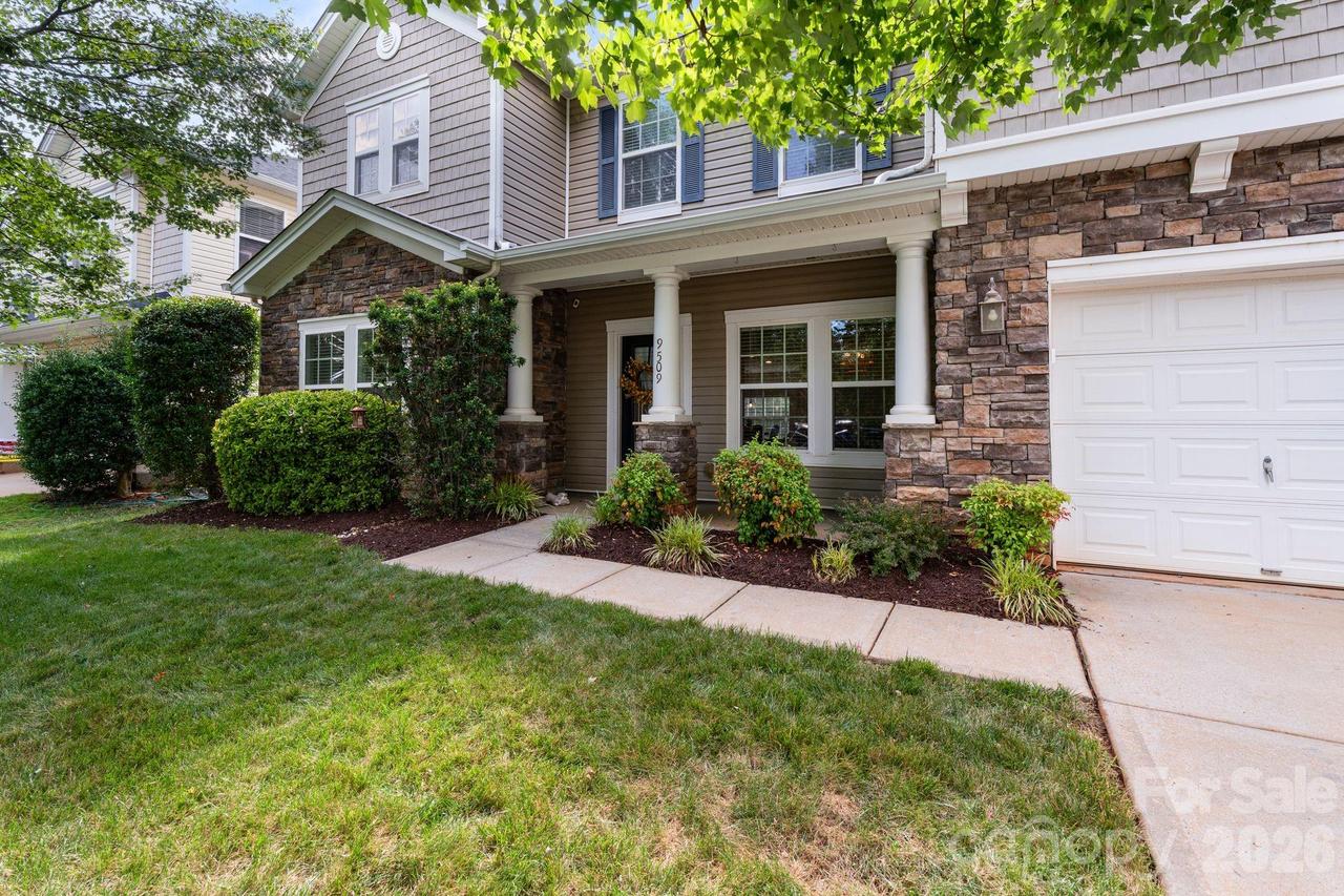 9509 Seamill Rd., Charlotte, NC 28278