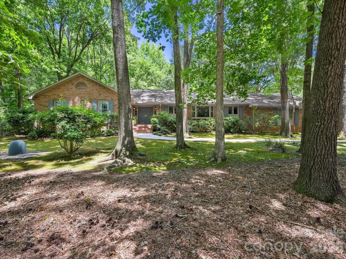 2542 Little Cove Rd., Charlotte, NC 28270
