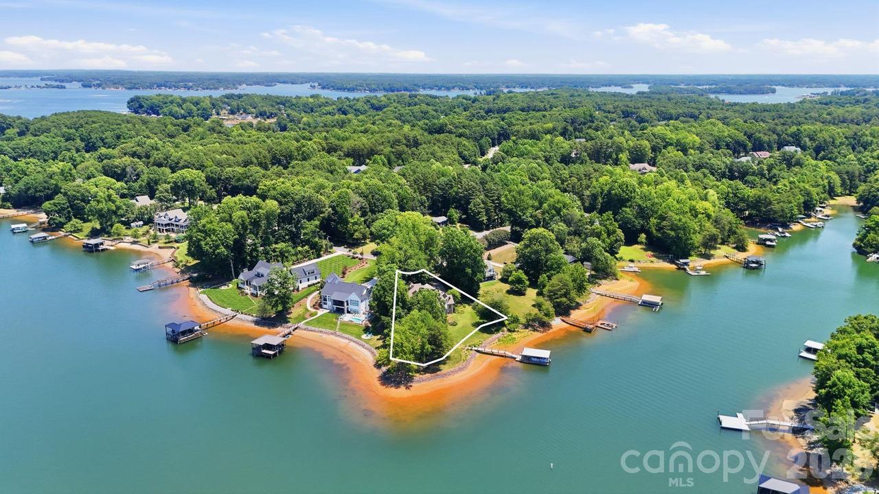 7631 Dellinger Rd., Denver, NC 28037