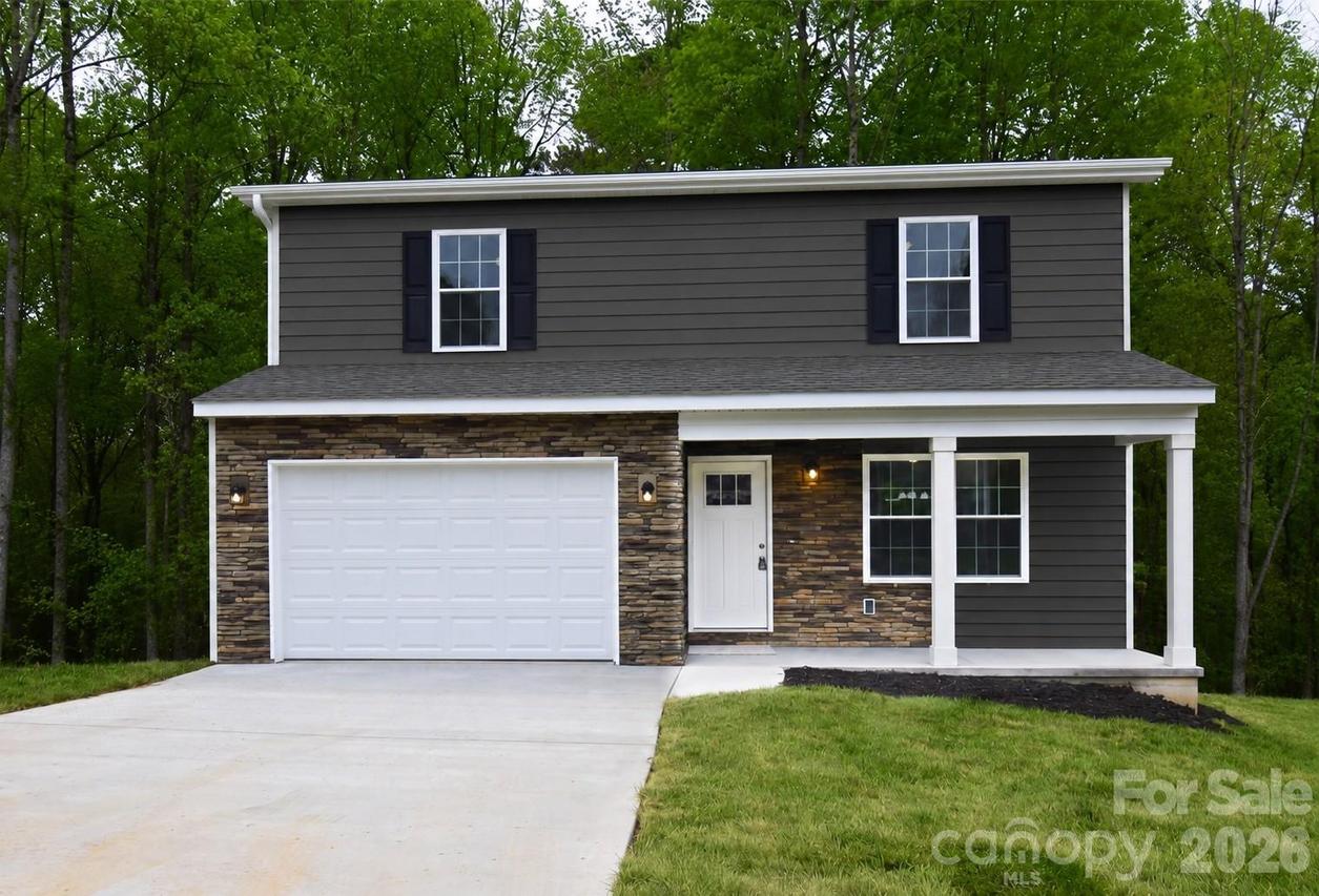 5123 Hanging Rock Ct., Hickory, NC 28601