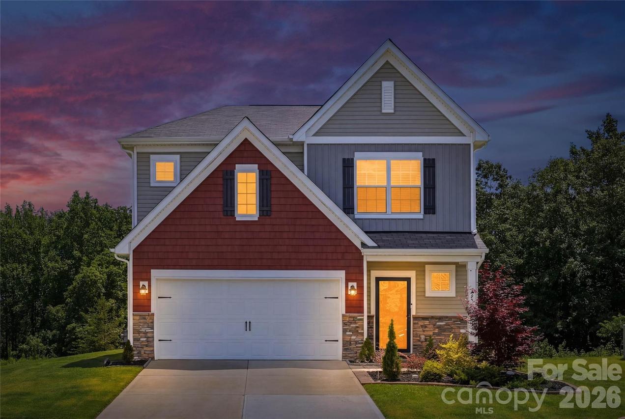 220 Eden Ave., Mooresville, NC 28115