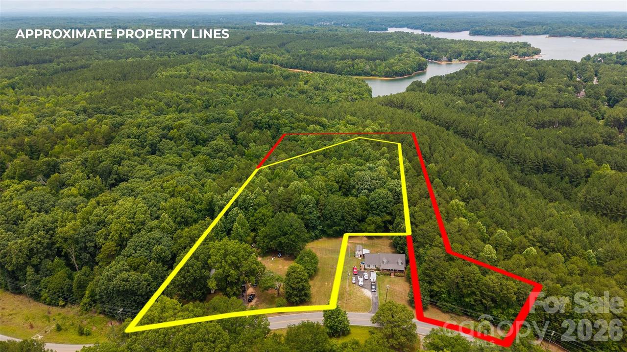 8628 Island Point Rd., Sherrills Ford, NC 28673