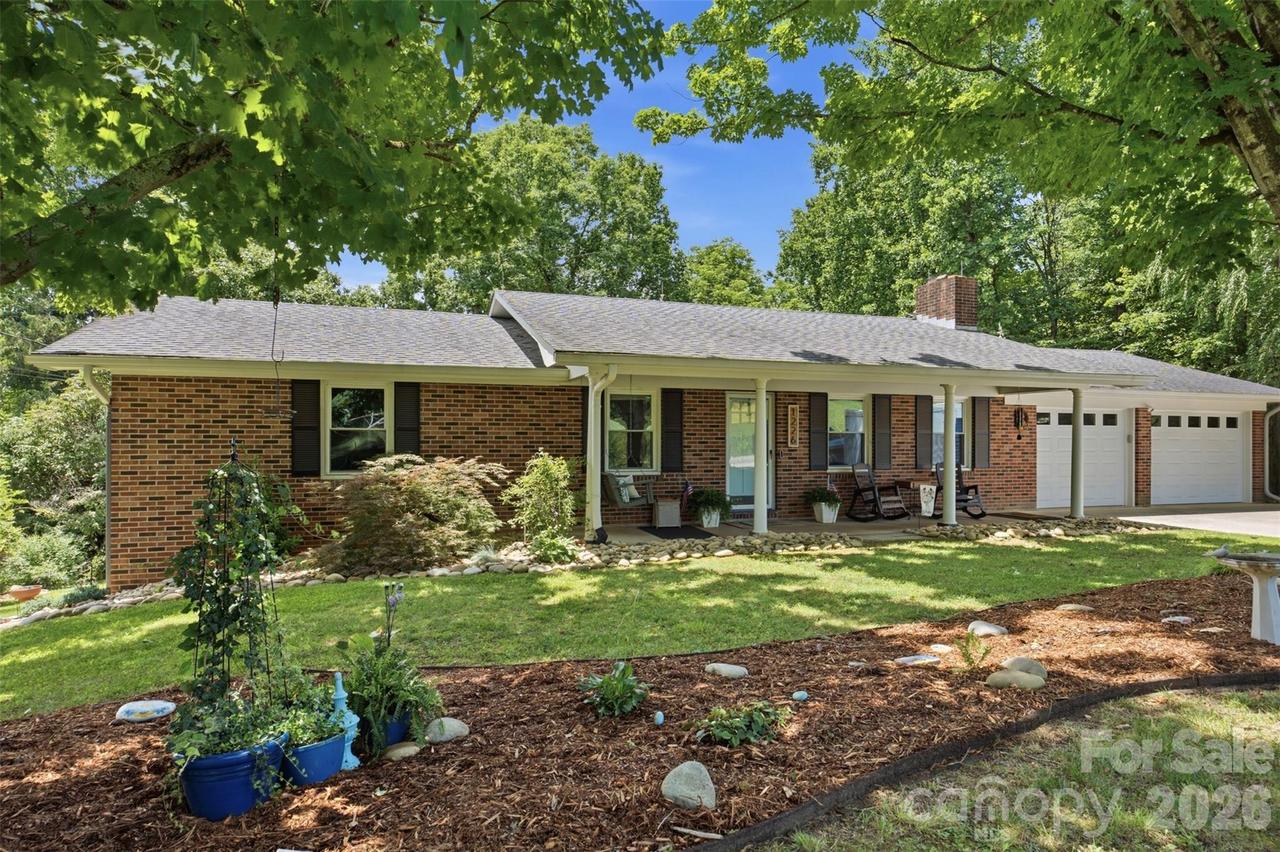 1226 Pine Grove Rd., Morganton, NC 28655
