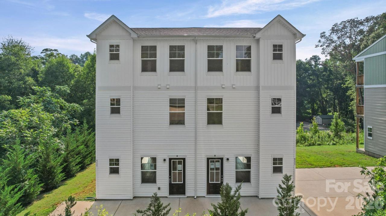 511 N Hill St. #A and B, Dallas, NC 28034