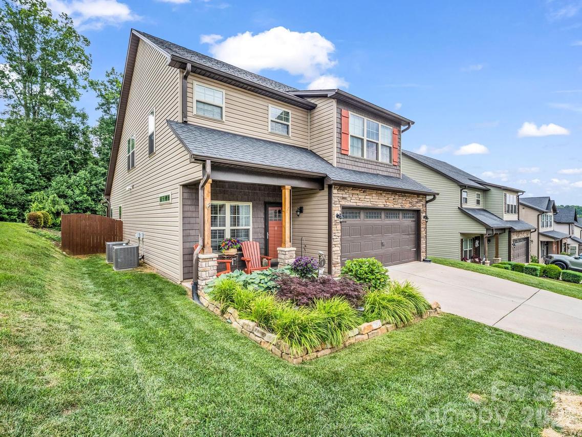 8 Mallard Run Dr., Arden, NC 28704