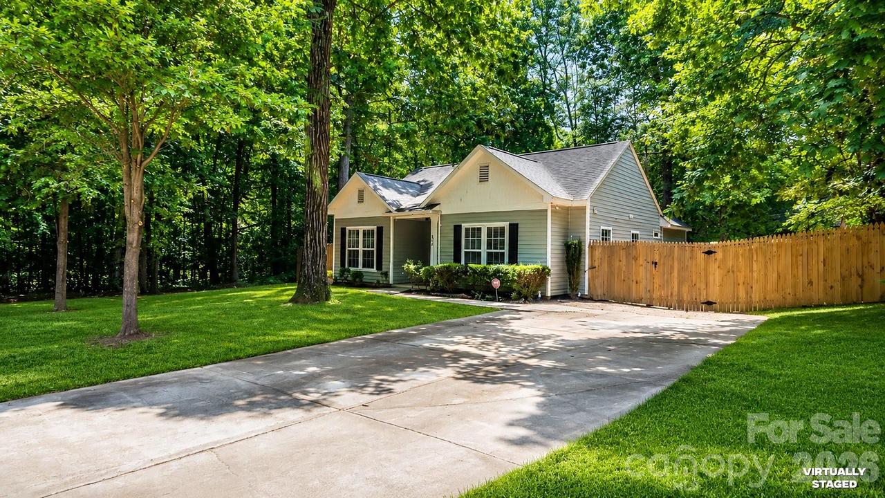 5050 Gibbons Link Rd., Charlotte, NC 28269