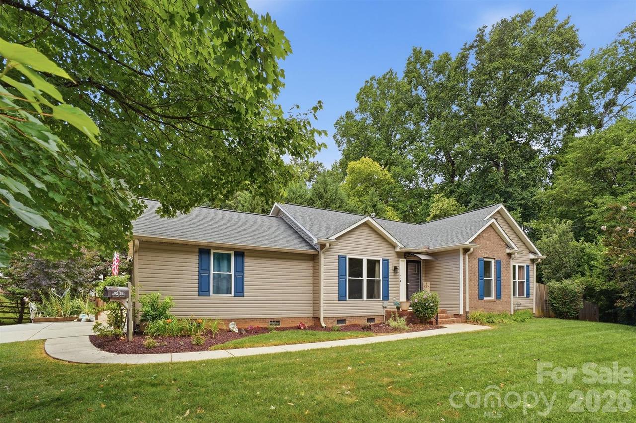 121 Oak St., Belmont, NC 28012