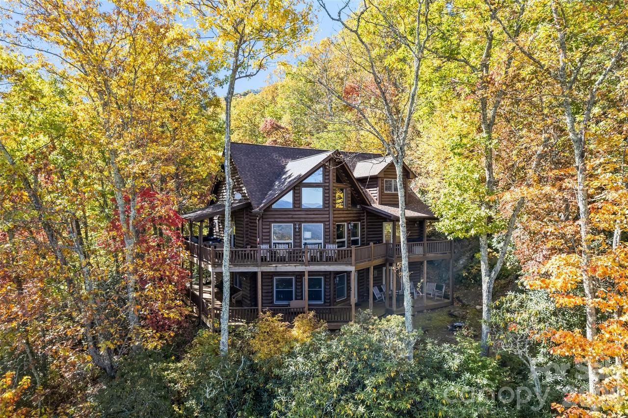 53 Kamama Tr., Maggie Valley, NC 28751