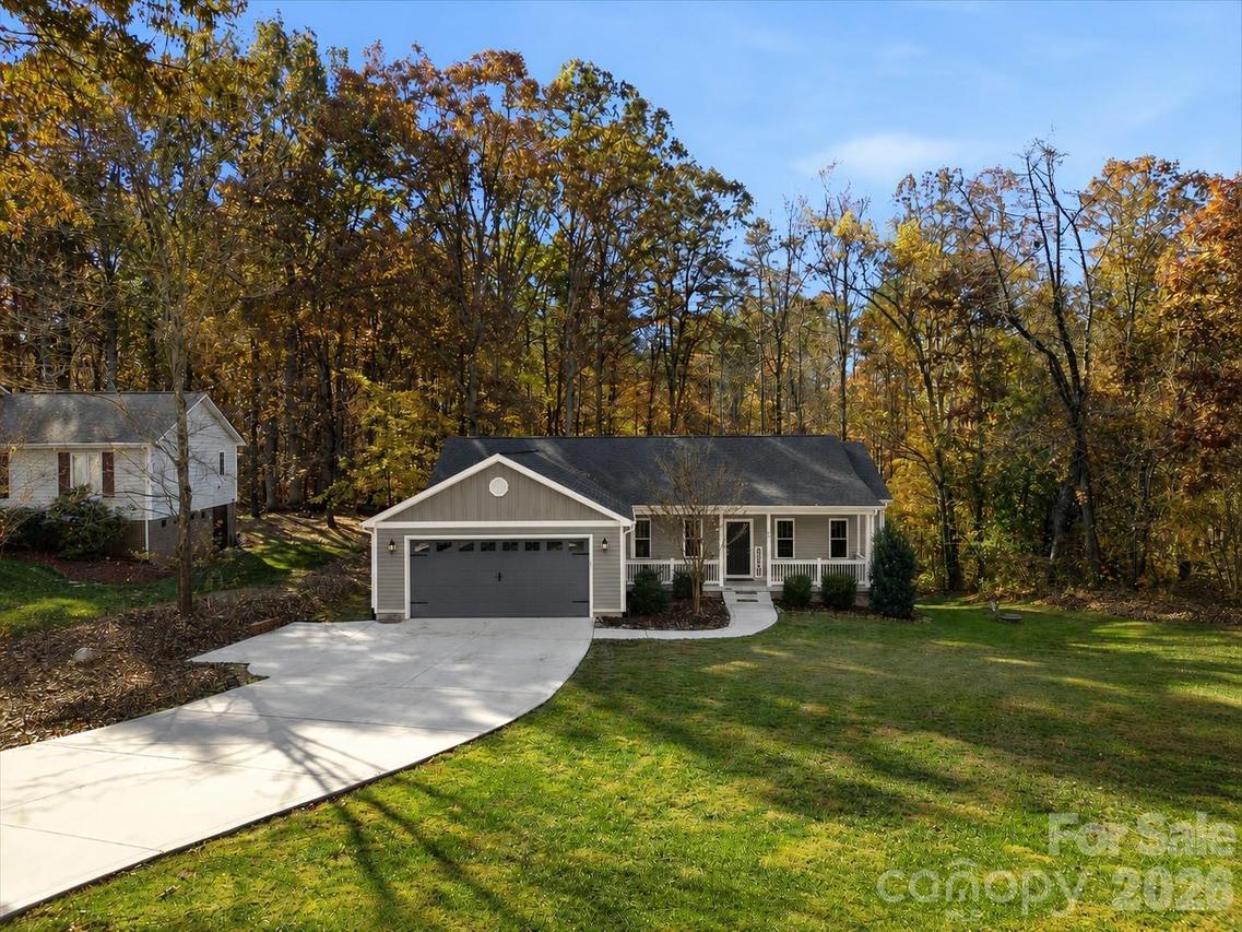 2705 Andrew Point Dr. #1, Denver, NC 28037