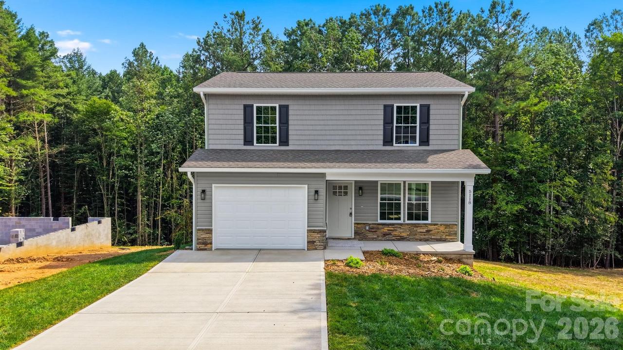 5118 Hanging Rock Ct., Hickory, NC 28601