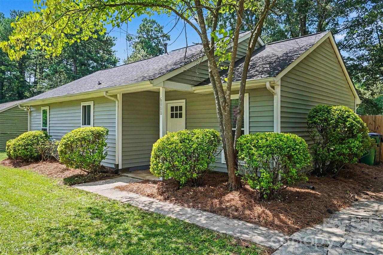 6008 Trysting Rd., Charlotte, NC 28227