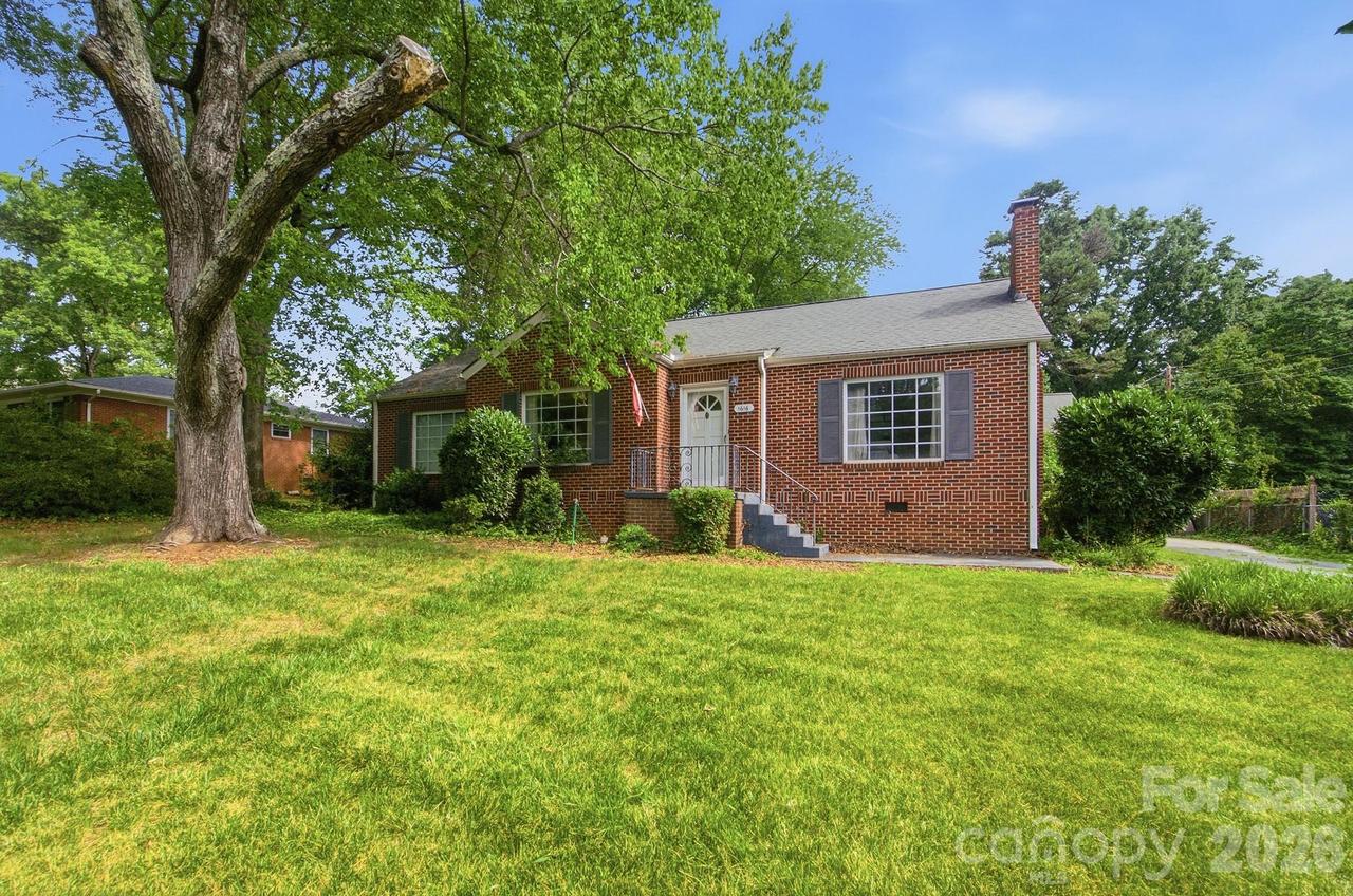 1616 Statesville Blvd., Salisbury, NC 28144