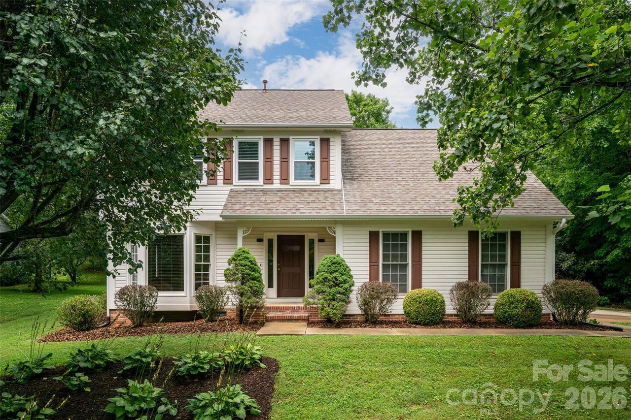 204 Windsor Forest Cir., Fletcher, NC 28732