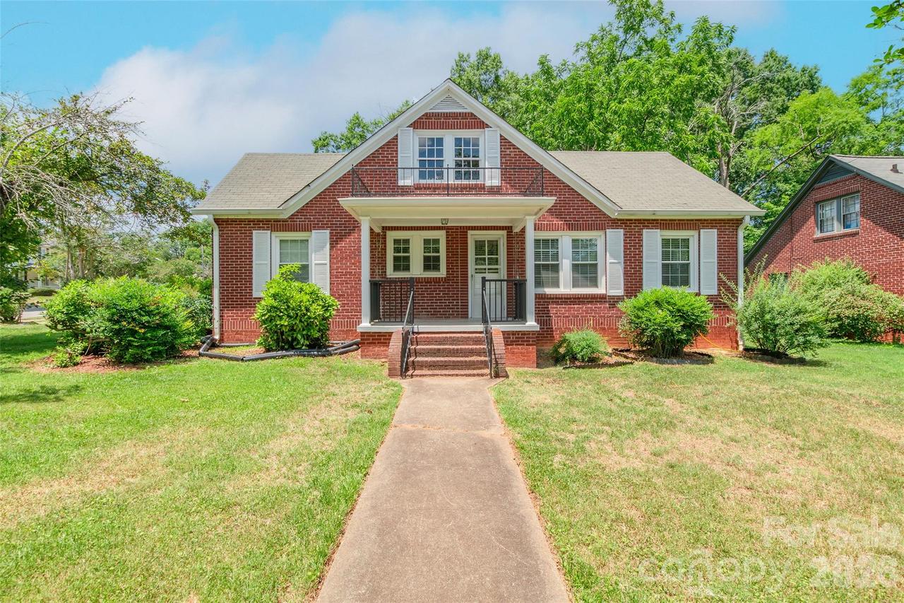 168 Park St., Statesville, NC 28677