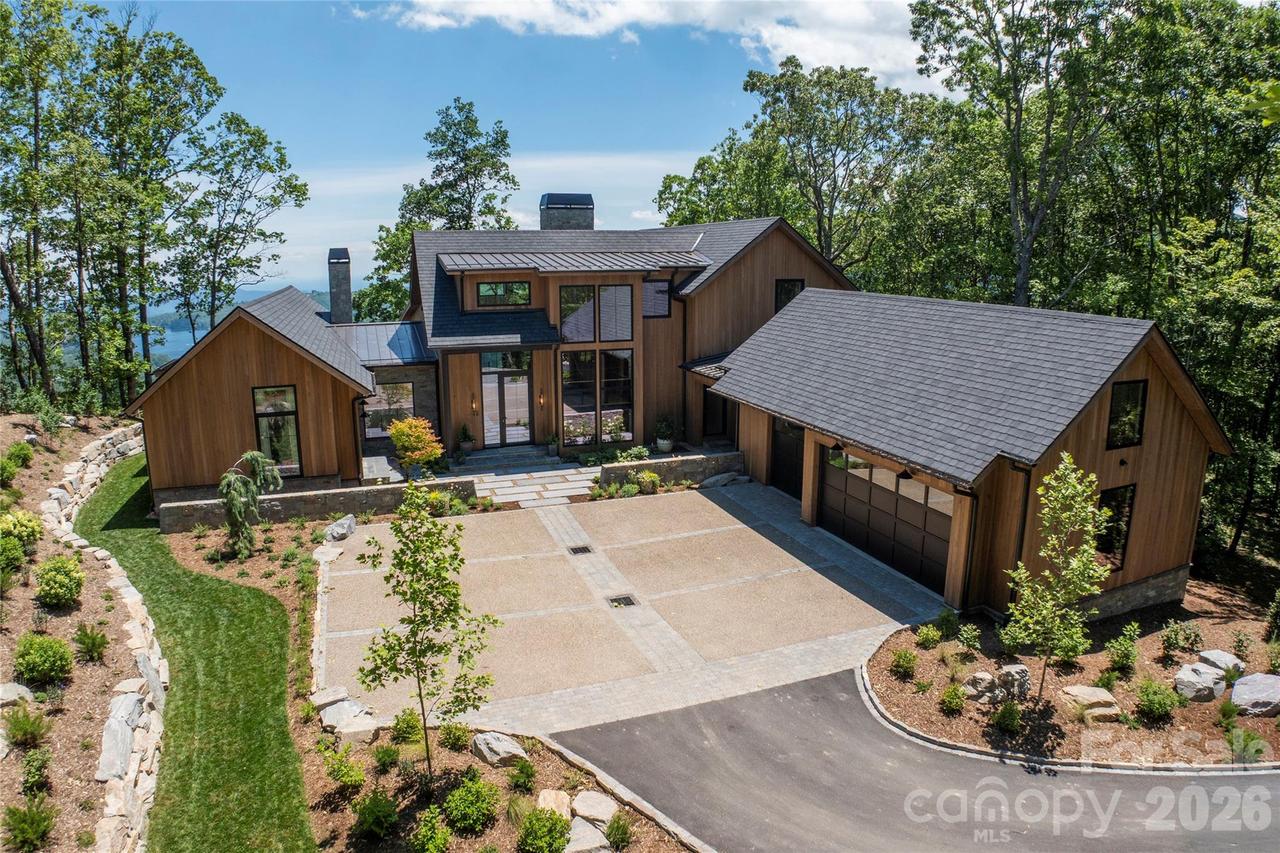 140 Panther Summit Dr., Lake Toxaway, NC 28747