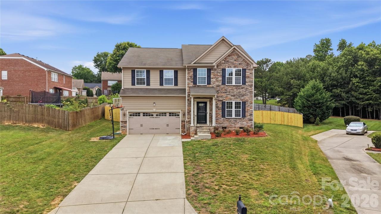 3611 English Garden Dr., Gastonia, NC 28056