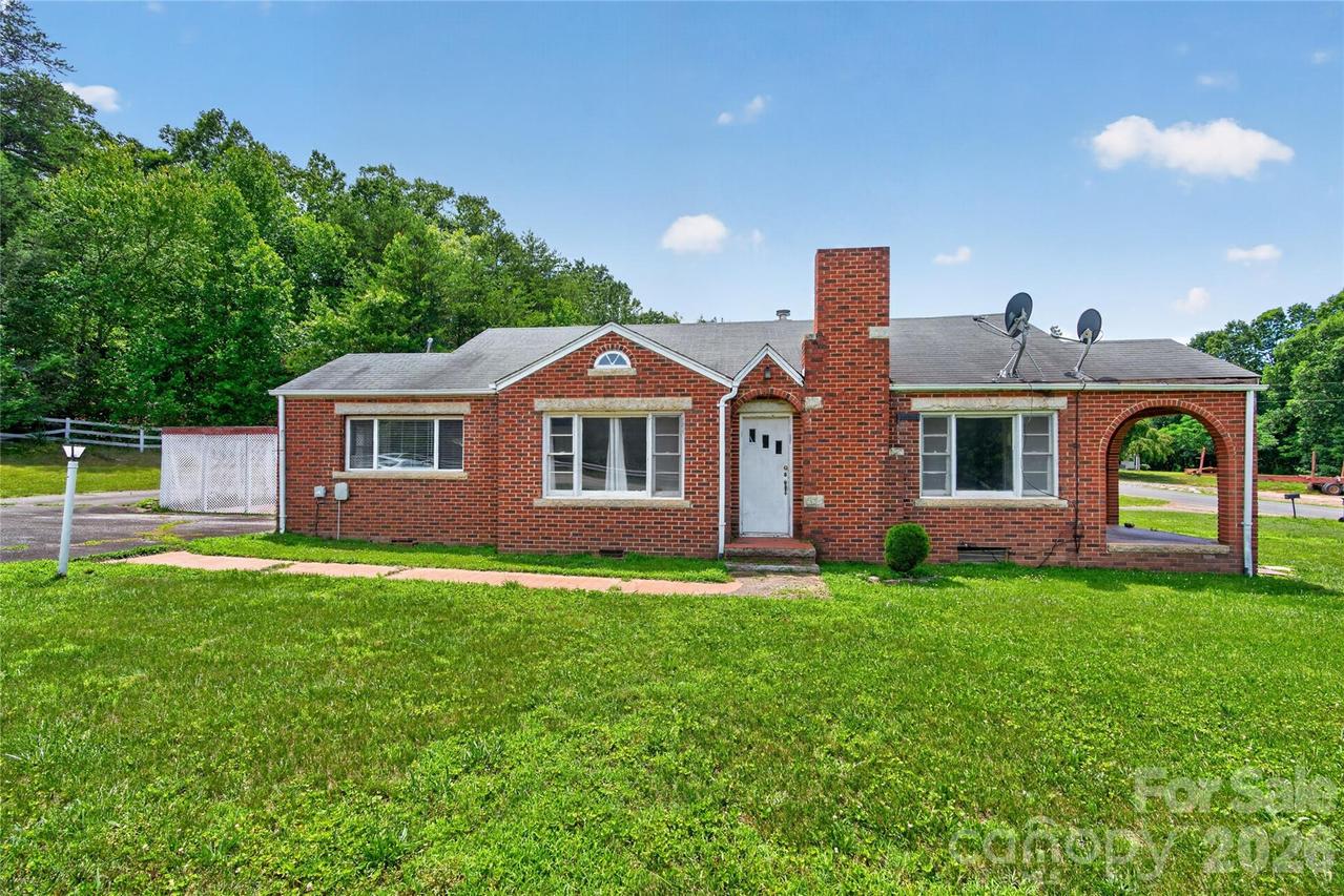 107 Carderwoody Rd., Statesville, NC 28625