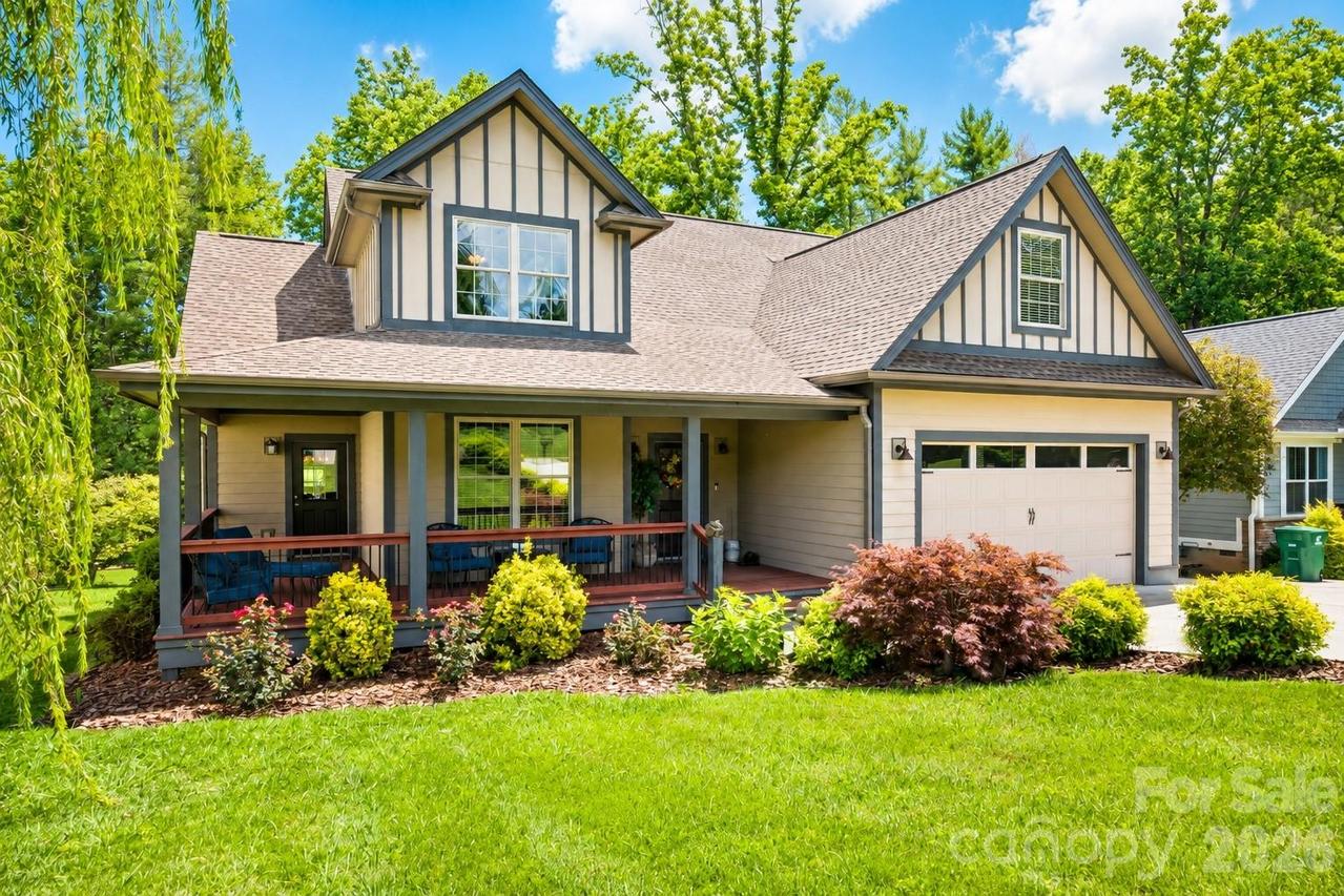 36 Copper Mill Ct., Candler, NC 28715