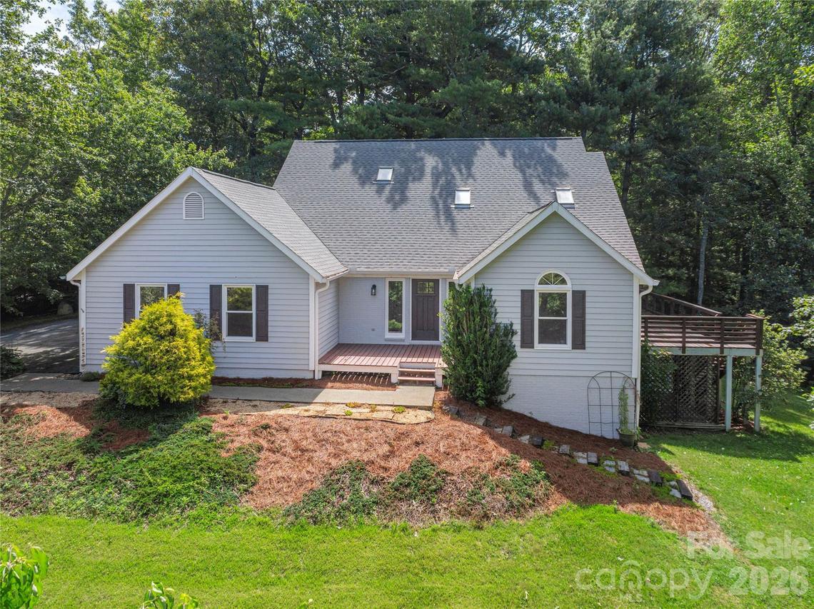 23 Moriah Ln., Asheville, NC 28803