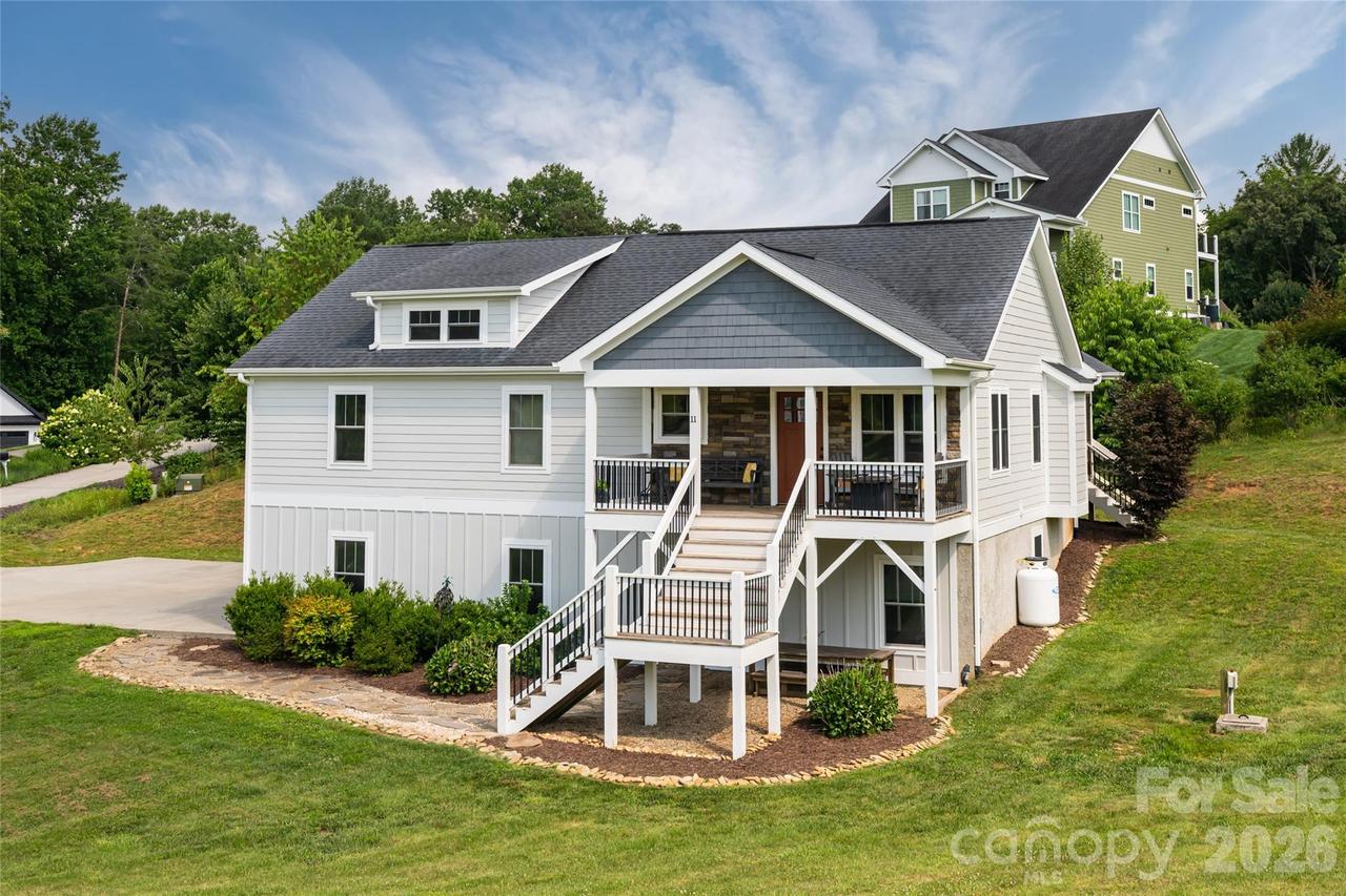 11 Ibbie Roberts Rd., Alexander, NC 28701