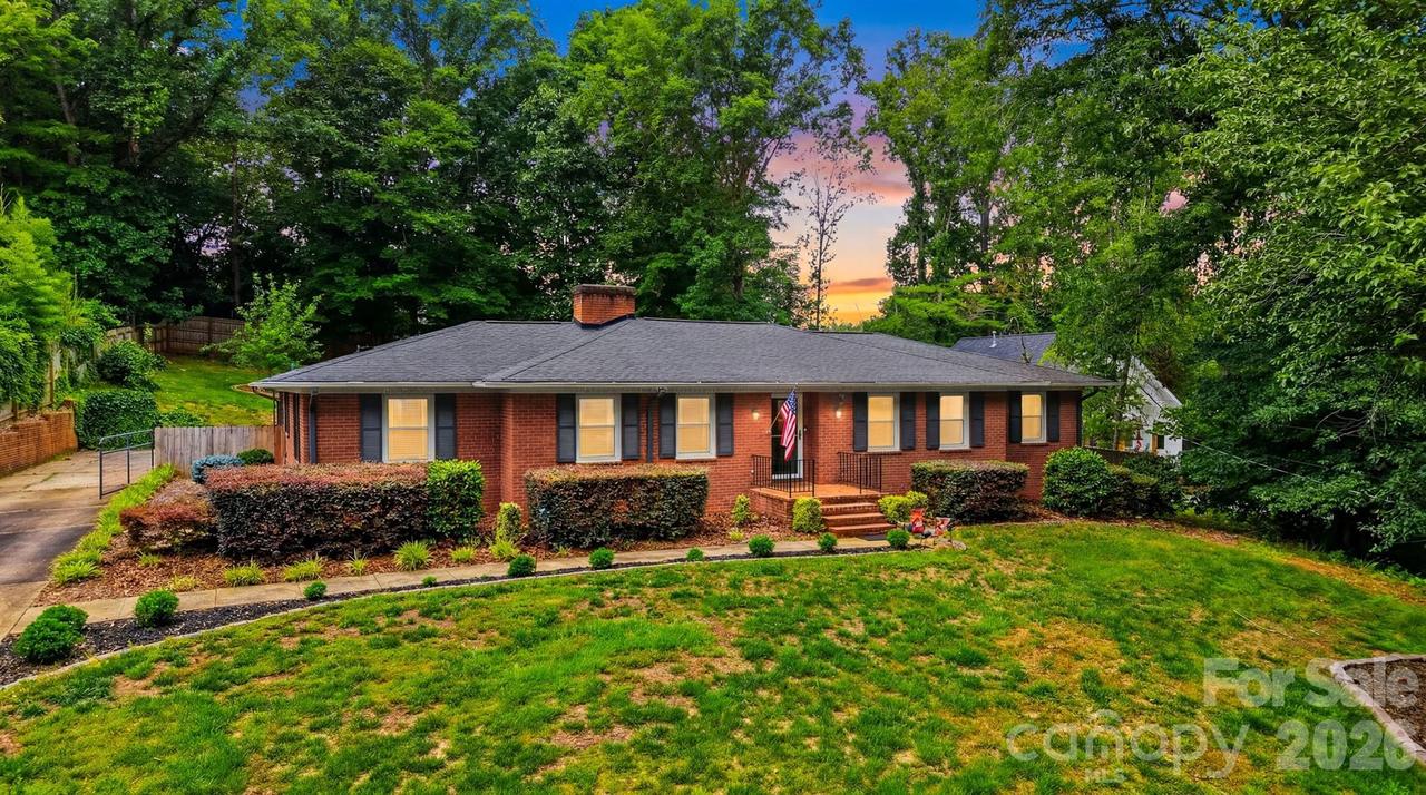 115 Wedgewood Dr., Morganton, NC 28655