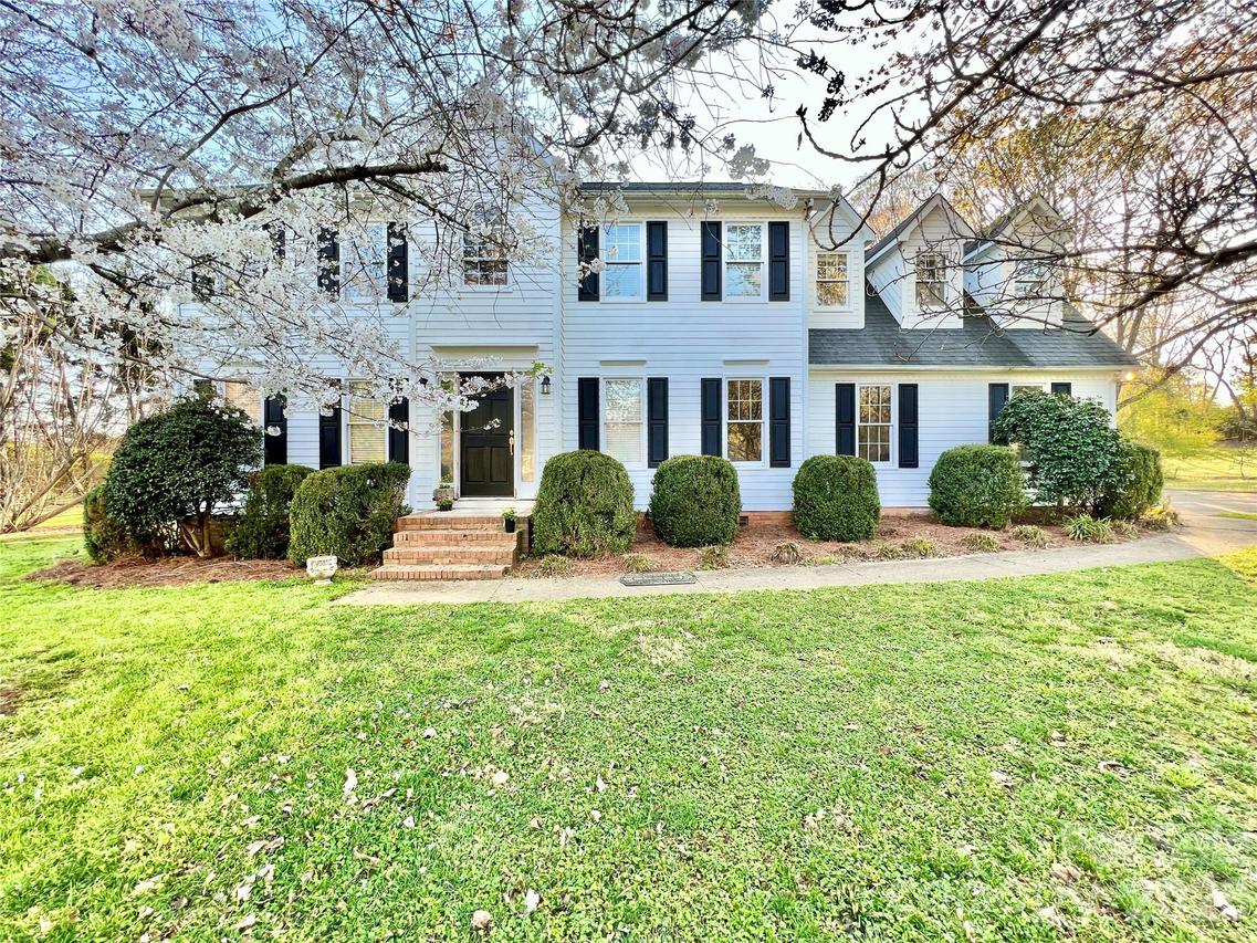 148 Steeplechase Cir., Waxhaw, NC 28173
