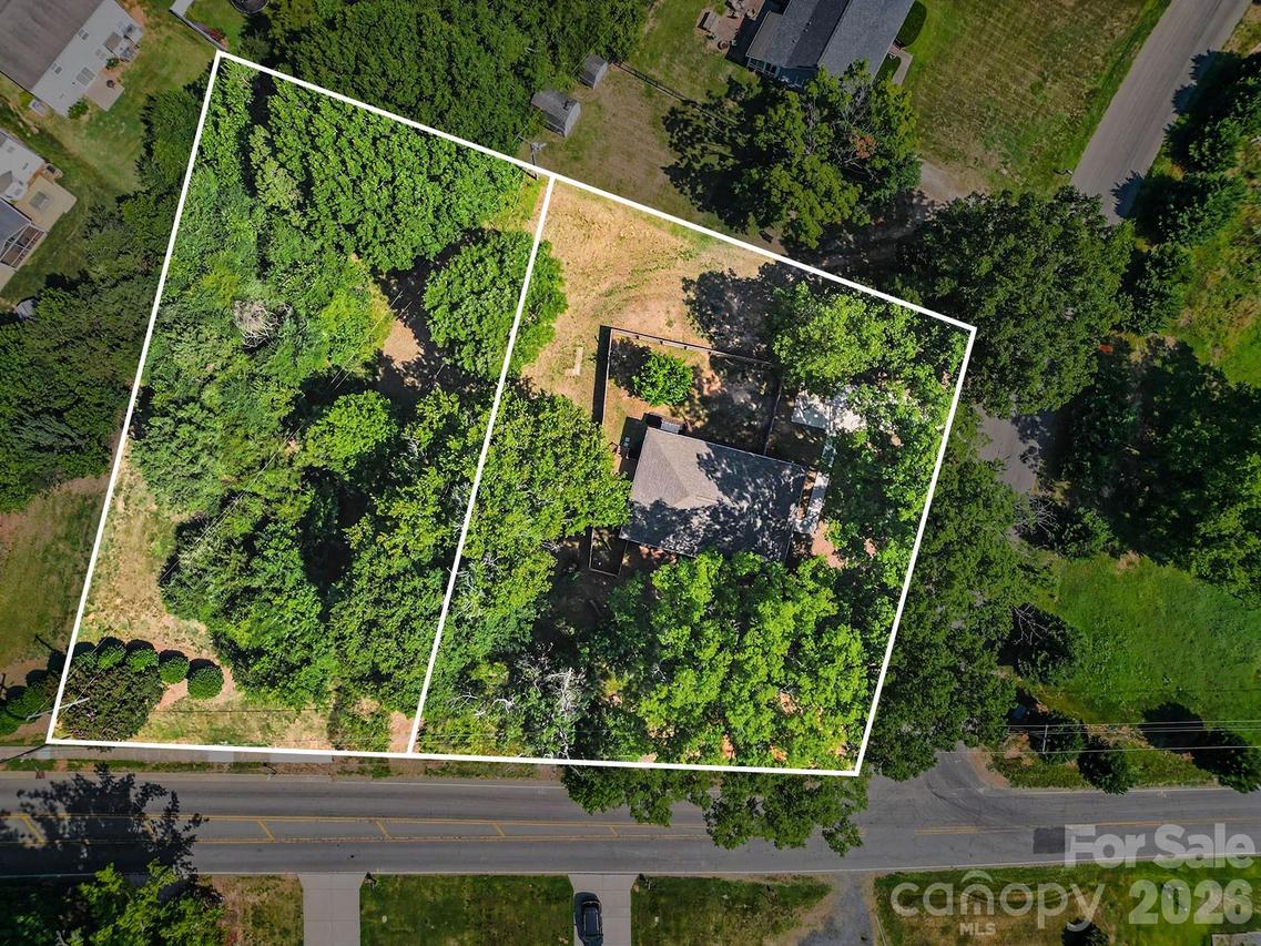 3625 Kelly Rd., Charlotte, NC 28216
