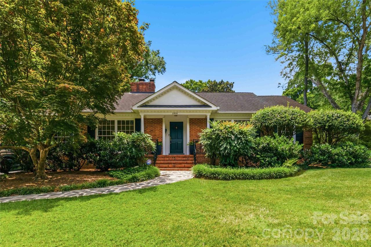 3900 Riverbend Rd., Charlotte, NC 28210