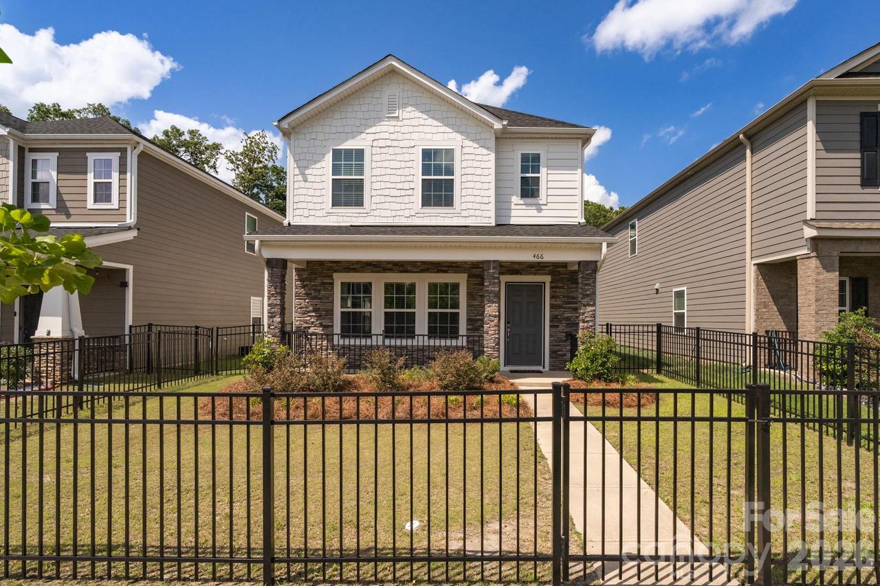 466 Cranford Dr., Pineville, NC 28134