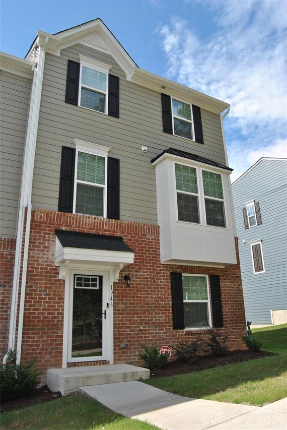 1946 Tupelo Grove Ln., Gastonia, NC 28054