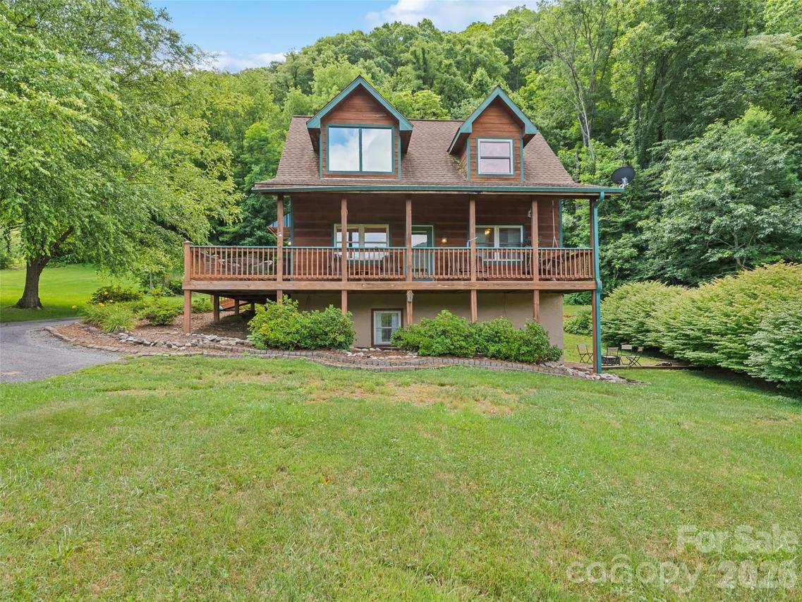 210 Tanner Tr., Waynesville, NC 28785