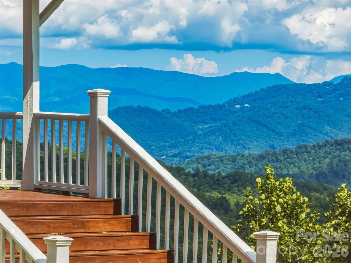 1856 Lickskillet Rd., Burnsville, NC 28714