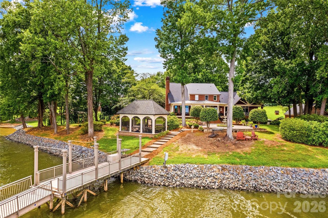 810 Fox Hollow Ln., Salisbury, NC 28146