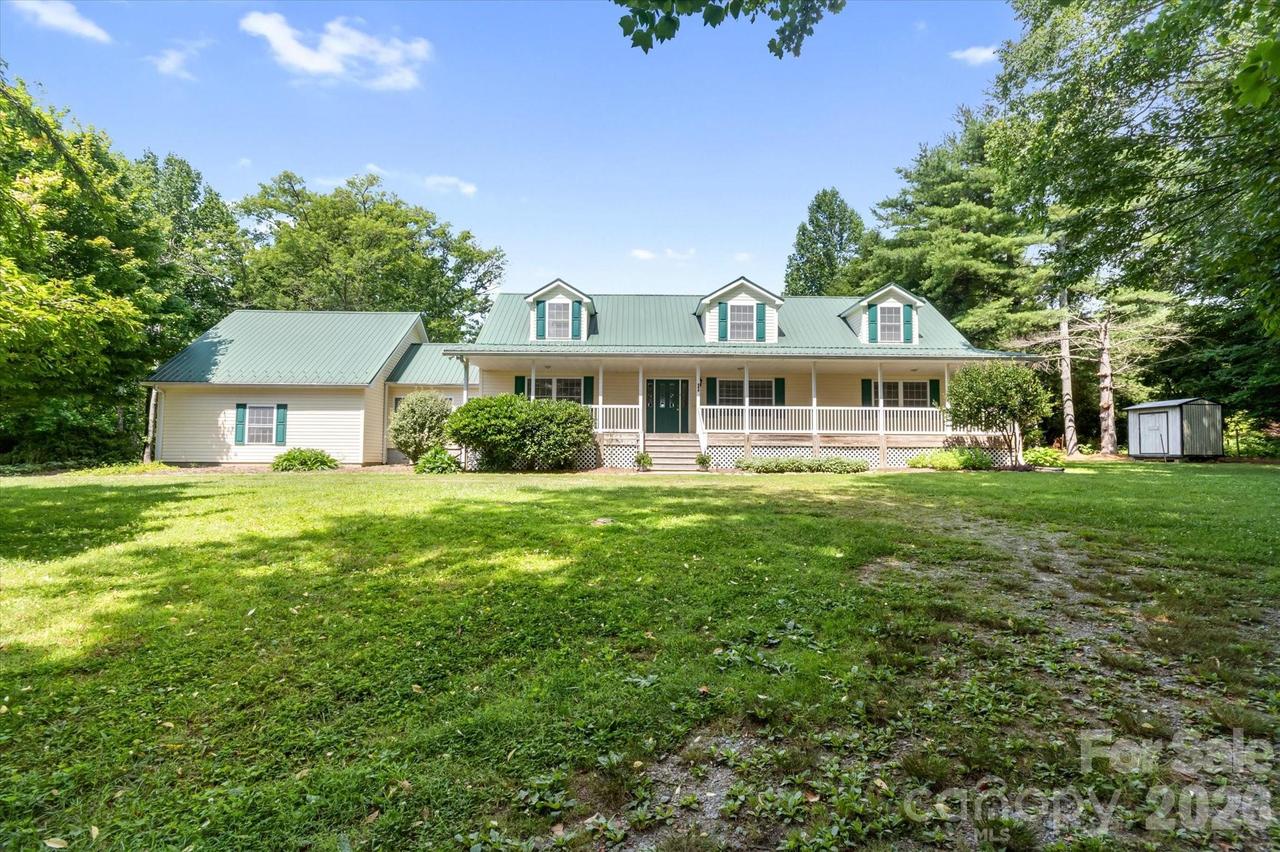 293 Sun Meadow Ln., Pisgah Forest, NC 28768