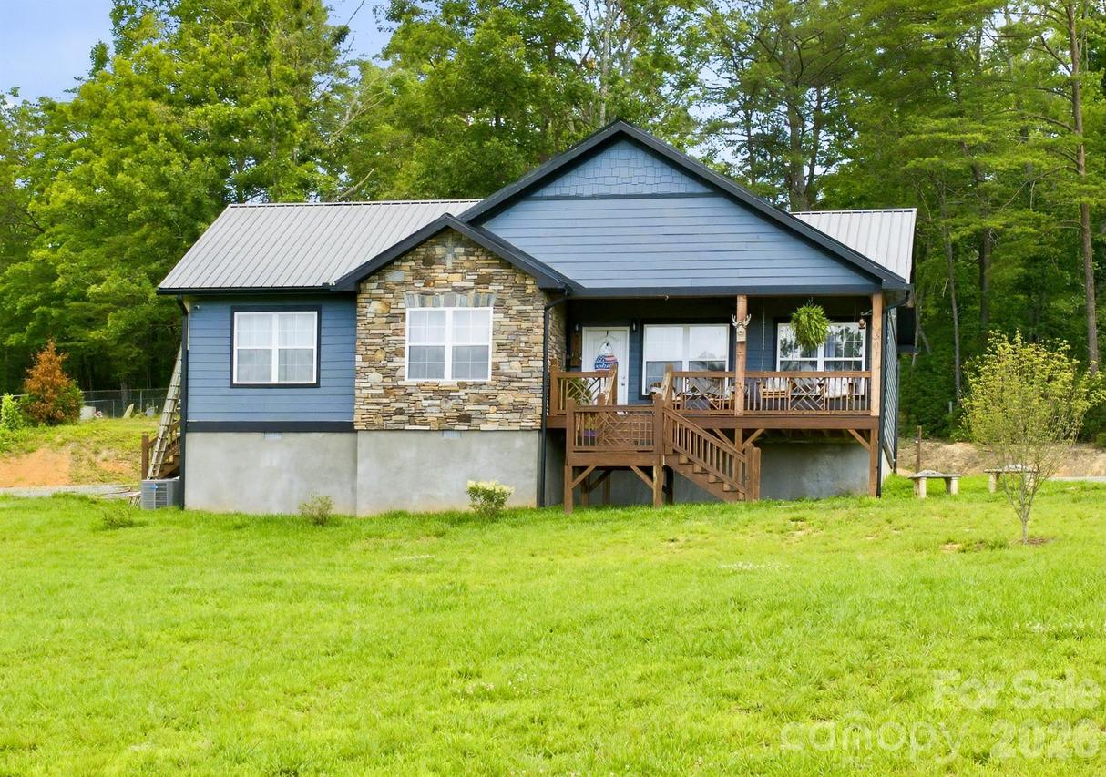 301 Mcginnis Dr., Old Fort, NC 28762