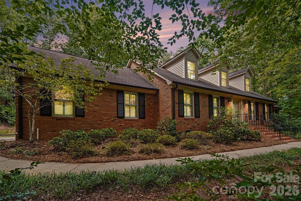 215 Chedworth Ct., Concord, NC 28025