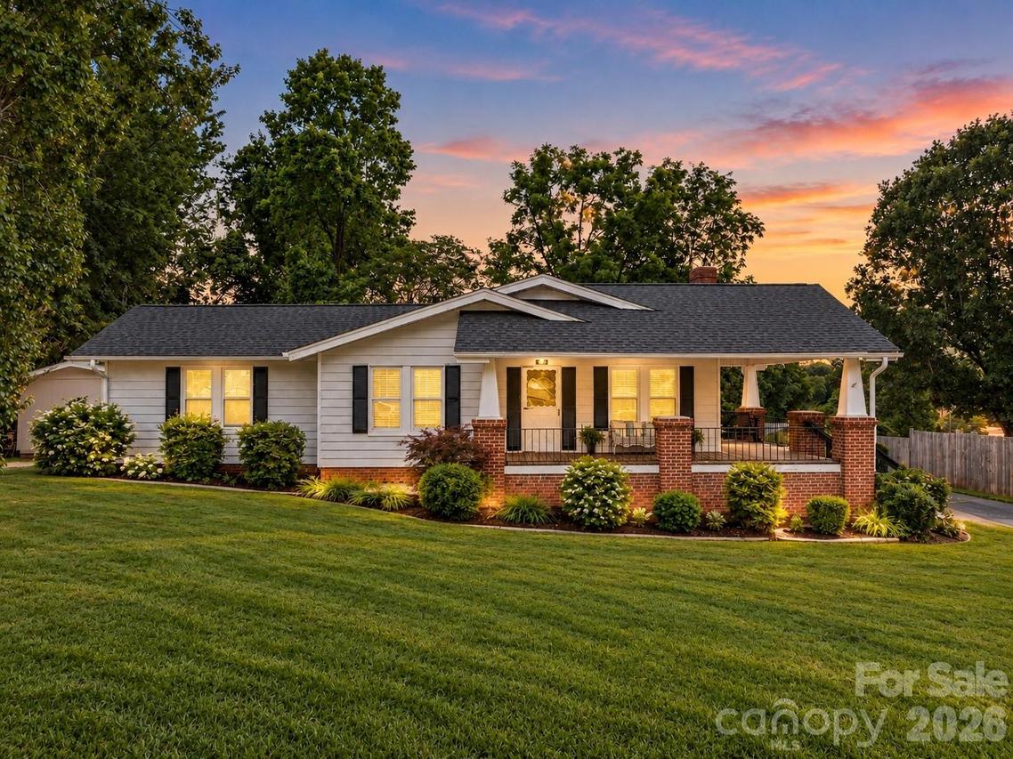 46 Gilkey St., Marion, NC 28752
