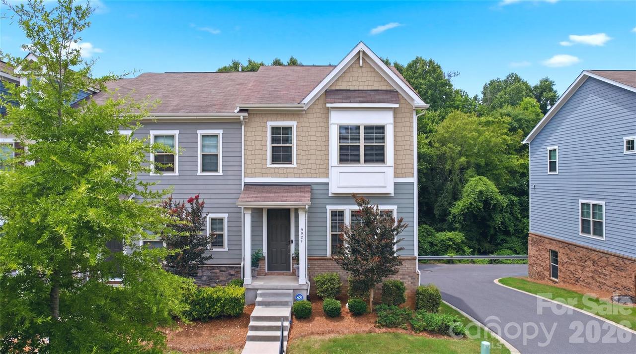 9524 Ainslie Downs St., Charlotte, NC 28273